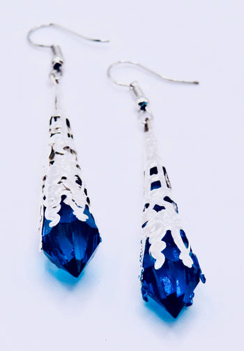 Earings: Silver/Dk. Blue